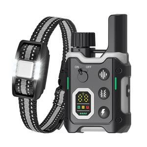 Collier de dressage intelligent pour chien SmartPet, rechargeable, avec fonction anti-aboiement et choc réglable - Product Image 1
