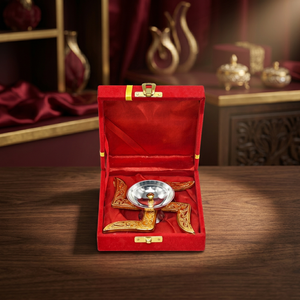 Lampe Diya en métal plaqué laiton, ensemble cadeau de décoration Pooja, or, décoration traditionnelle de temple - Product Image 2
