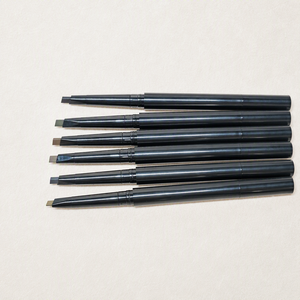 <span class=keywords><strong>Crayon</strong></span> à sourcils triangulaire rotatif noir OEM à faible MOQ, marque privée, 6 couleurs, waterproof et anti-bavures - Product Image 6