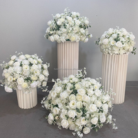 Décorations de mariage en gros boule de fleurs en soie artificielle blanche centres de table de mariage
