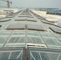 Structure de toit préfabriquée en acier robuste pour la conception de bâtiments commerciaux, norme GB