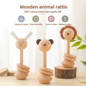 Beukenhouten babyrammelaar met dierenprint - rustgevende grijp- en kauwstaaf voor het doorkomen van tandjes, promotionele speelgoed - Product Image 1