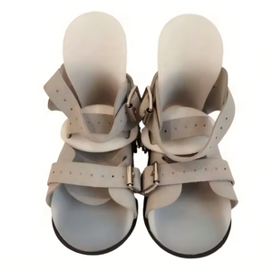 Zapatos ortopédicos Dennis Browne para corrección <span class=keywords><strong>de</strong></span> pie equino pediátrico con barra ajustable para el tratamiento <span class=keywords><strong>de</strong></span> inversión del pie - Product Image 1