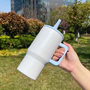 Gobelet isotherme portable en acier inoxydable à double paroi de 20 oz avec logo personnalisé, anti-fuite, pliable pour couvercle à paille sous vide - Product Image 1
