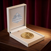Boîte d'emballage de luxe rigide pour pièces de monnaie en or, boîte de présentation bleue à charnière avec matériaux recyclés - Boîte cadeau noire à fente unique
