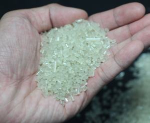 Zhongshan Haoqiang Plastic propose des perles recyclées en EPS de haute qualité, en provenance de fournisseurs à long terme, pour les matériaux de chaussures. - Product Image 4