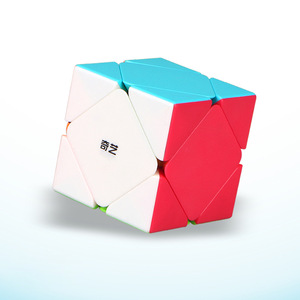 Cubo de Rubik Qiyi Qicheng A 3x3 para competición y práctica - Product Image 1