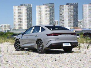 2026 BYD Qin <strong>L</strong> DM-i 128KM Leading Range PHEV Sedan, 15.87kWh Blade Battery, 160kW E-Motor, 2.79L Low Fuel Consumption - Product Image 3