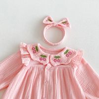Neue Frühlings- und Herbst-Babykleidung: Strampler mit Kirsch-Stickerei im Prinzessinnen-Stil aus Reiner Baumwolle, Einteiliger Krabbelanzug