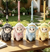 Porte-clés en peluche mouton Kawaii avec cordon, 12 cm, rembourré en coton PP, animal en peluche moelleux, breloque de sac, 4 couleurs assorties, vente en gros