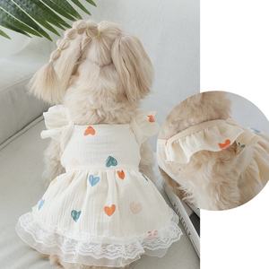 בגדי חיות מחמד אביב קיץ בגדי כלבים קטנים סיטונאי לחיות מחמד לכלבים מגזע קטן שמלת שכבות טדי תות - Product Image 1