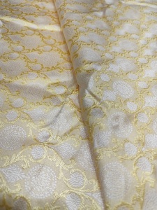 Tela Brocada Dorada, Duradera, Transpirable y Ligera, Multiusos para Acolchados, Costura, Confección de Vestidos, Textiles para el Hogar - Product Image 3