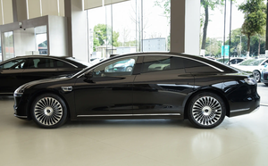 LUXEED S9 2026 Max EV - Batería de 37KWh, Asientos con Masaje y Calefacción, Asiento Zero Gravity, Autos Eléctricos de Lujo - Product Image 4