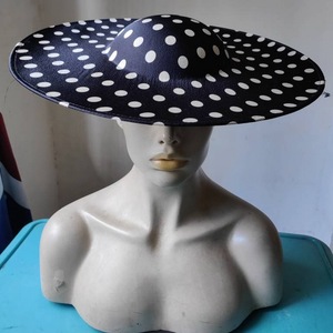 Chapeau en sinamay à pois pour femme, 40*40cm, vente en gros, à large bord plat, pour église, courses, mariage, invitées et occasions formelles - Product Image 2
