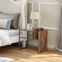 Tables d'appoint en marbre dorées en forme de C modernes et luxueuses avec chargeur sans fil USB pour salon et chambre à coucher