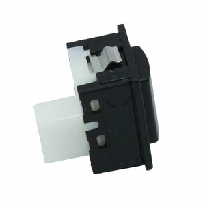 Botón de interruptor de apertura de maletero BMW de 3 pines 61319200316 para las series 3, 4, 5, 6 y 7 - Product Image 2