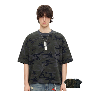 T-shirt da uomo mimetica oversize con logo personalizzato, vestibilità ampia, spalle scese, taglio cropped, stile hip hop, OEM - Product Image 1
