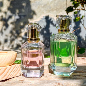 Base pesada <span class=keywords><strong>de</strong></span> lujo 50ml Botol <span class=keywords><strong>de</strong></span> vidrio <span class=keywords><strong>Parfum</strong></span> Botella 30ml 50ml 100mL Botella <span class=keywords><strong>de</strong></span> spray <span class=keywords><strong>de</strong></span> perfume <span class=keywords><strong>de</strong></span> embalaje <span class=keywords><strong>de</strong></span> fragancia <span class=keywords><strong>de</strong></span> vidrio cuadrado vacío - Product Image 6