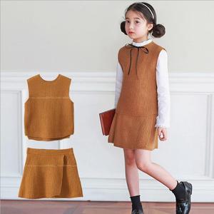 Vêtements de créateur en coton pour bébés : Ensemble Punjabi de boutique - Product Image 1