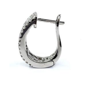 Pendientes de Aro Personalizados de Alta Calidad al por Mayor de Hong Kong, Oro Blanco de 18k con Diamantes Naturales, Estilo Occidental Tradicional y Delicado para Mujer - Product Image 3