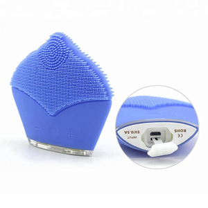 Brosse nettoyante faciale vibrante en silicone souple <span class=keywords><strong>double</strong></span> face avec fonction d'élimination des points noirs et de <span class=keywords><strong>nettoyage</strong></span> des pores, étanche - Product Image 2