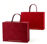 Boîte cadeau rigide de luxe en papier, imprimée quadricolore, avec poignée et fermeture magnétique à rabat, motif rose gaufrée, recyclable, pour mariage