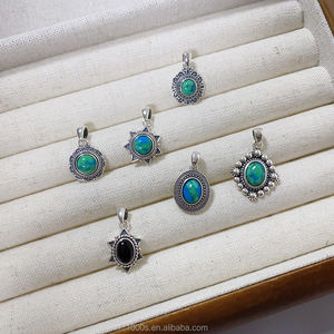 Perhiasan Perak Sterling 925 Buatan Tangan Bentuk Bunga Matahari Turquoise yang Indah untuk Pakaian Pesta Anak Perempuan Menampilkan Pesona yang Chic - Product Image 6