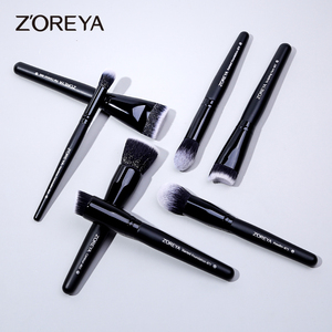 <span class=keywords><strong>ZOREYA</strong></span> Juego de <span class=keywords><strong>brochas</strong></span> de maquillaje profesional Classic Black Fan Brush para cara al por mayor disponible usado con corrector - Product Image 3
