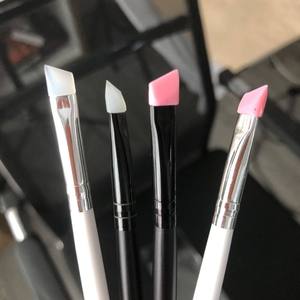 Wholesale Flat Lash Lifting <b>Tool</b> Brush Long Handle Silicone Brush for Lash - Product Image 4