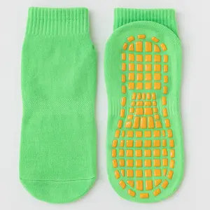 Custom Yoga Non Slip Colored Suitable For Any Age Group Elastic Fiber Custom Leisure Sweat Socks