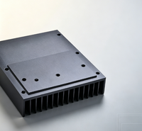Plaque de profil de dissipateur thermique en alliage d'aluminium usinée/foretée CNC sur mesure, extrusion d'aluminium monobloc pour le refroidissement des LED