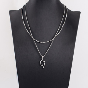 Collar de doble capa de acero inoxidable con colgante de rayo, diseño geométrico de flecha para hombre, joyería de moda - Product Image 1