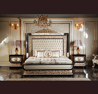 Sculpture sur bois de luxe de haute qualité King Teak Chambre classique Lit double Queen Size Ensemble de meubles de chambre à coucher italiens en or et argent