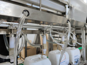 Machine Remplisseuse automatique automatisée d'engrais <span class=keywords><strong>antiseptique</strong></span> de capsulage de bouteilles d'acide liquide - Product Image 5