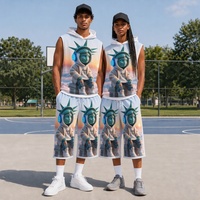 Ensemble 2 Pièces Homme Tendance : Gilet à Capuche Sans Manches et Short en Coton Respirant avec Imprimé Portrait de Rappeur Hip-Hop – Vente Flash
