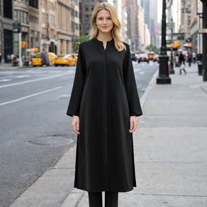 Abito Tunica <span class=keywords><strong>Lungo</strong></span> da Donna Personalizzato in Misto Lino e Cotone <span class=keywords><strong>Nero</strong></span> <span class=keywords><strong>con</strong></span> Collo alla Coreana, Abbottonatura Nascosta, Maniche Lunghe e Spacchetti Laterali - Fornitore di Tendenza - Product Image 1