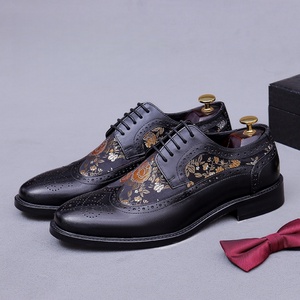 Zapatos Formales de Negocios de Otoño para Hombre y Mujer, Estilo Británico, con Cordones, Brocados y Bordados de Alta Gama - Product Image 5