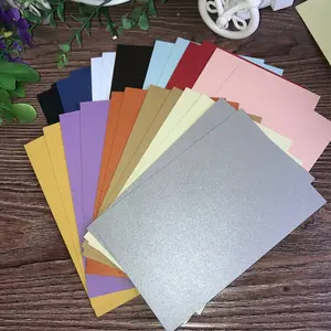 Kotak kardus mutiara kertas dua sisi warna-warni 200GSM untuk dekorasi kotak kartu undangan pernikahan