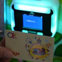 Terminal Pembaca Kartu Tap Prabayar Komersial dengan RF dan WiFi untuk Operasi Gesek di Pusat Permainan Arcade Taman Hiburan