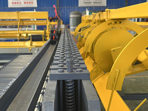 Máquina de Soldagem Automática <span class=keywords><strong>CNC</strong></span> FHM2000C para Fabricação de Cercas 3D de 3-6mm - Product Image 6