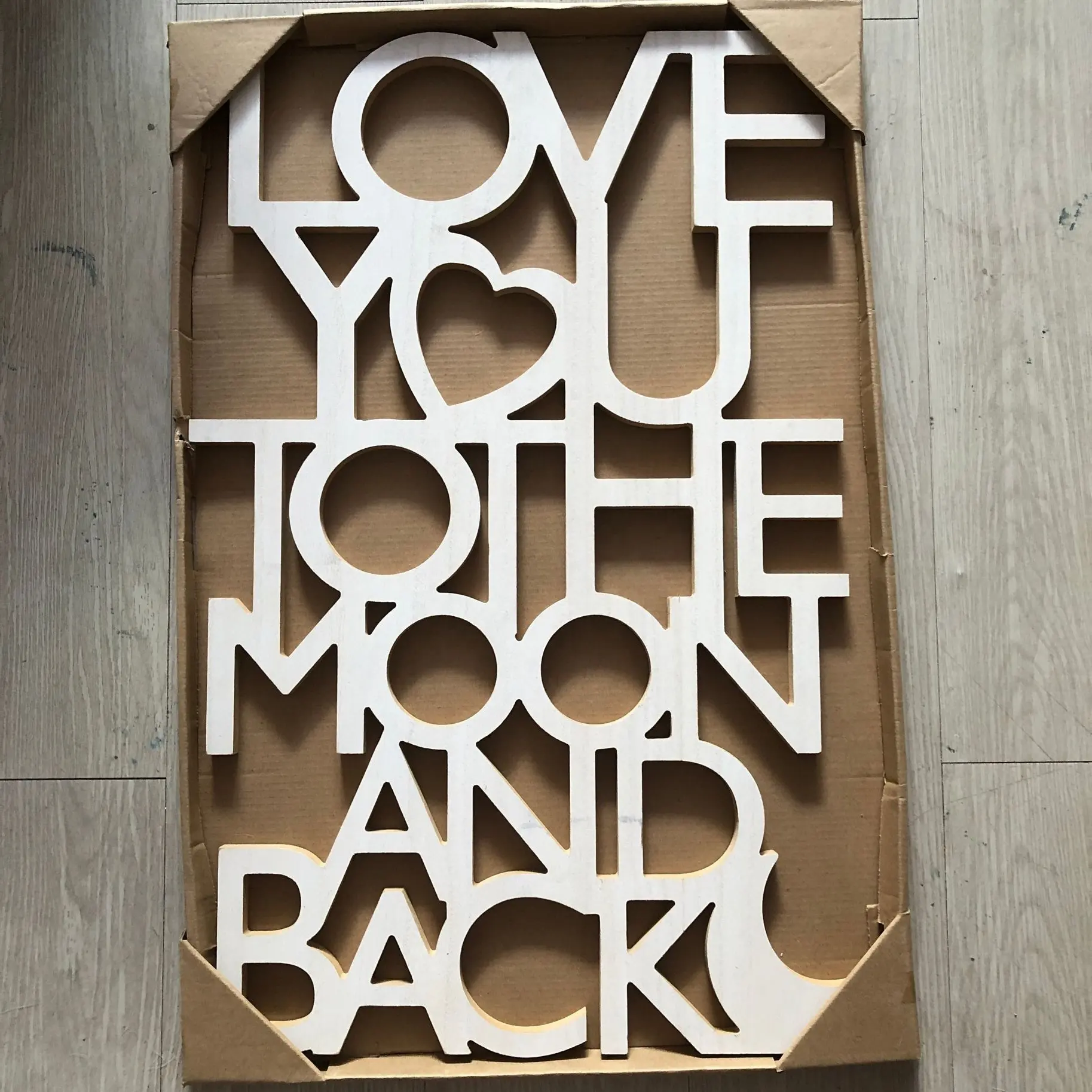 wood sign Creative word love to the moon and back sign plaque wall mounted home decoration