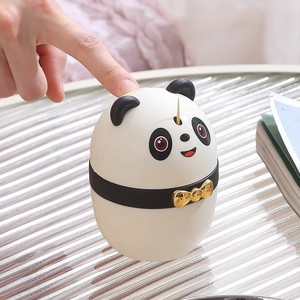 Soporte para palillos de dientes Panda, organizador de escritorio creativo de plástico para uso en el hogar y la oficina con diseño de pajarita - Product Image 1