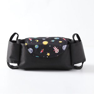 Sac de rangement fonctionnel Ivy pour poussette, imprimé flèche grise, résistant à l'eau, design multi-compartiments - Product Image 3