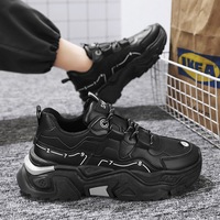 Baskets de sport confortables à semelles souples pour hommes chaussures de planche imperméables et respirantes doublure en maille conception polyvalente pour le printemps