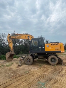 Excavadora de ruedas diésel hidráulica HYUNDAI 210W-7 usada Original superventas con fuerte capacidad de trabajo precio competitivo - Product Image 2