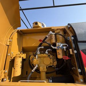 Excavatrice d'occasion Cat323D2L fabriquée au Japon, système hydraulique Cat, moteur Mitsubishi, à vendre à prix réduit - Product Image 4