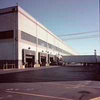 Panneaux d'entrepôt en acier isolé Q355B et kits de construction préfabriqués, structure métallique de grande taille pour entrepôt frigorifique