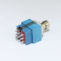 Sakelar Kaki 9 Pin 3PDT ON-ON dengan LED Ganda Merah Biru untuk Pedal Efek Gitar 6A Tombol Tekan Solder Lug