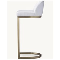 Chaise de bar haute avec base en métal artisanal et assise rembourrée en tissu pour salle à manger