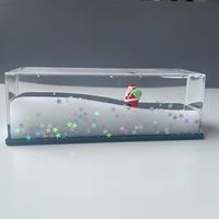 Cube Aqua flottant liquide acrylique avec mini figurine flottante 3D Poids du papier liquide